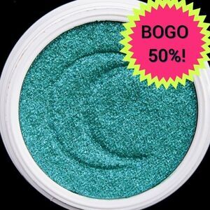 "Left On Thread" Super Shock Shadow